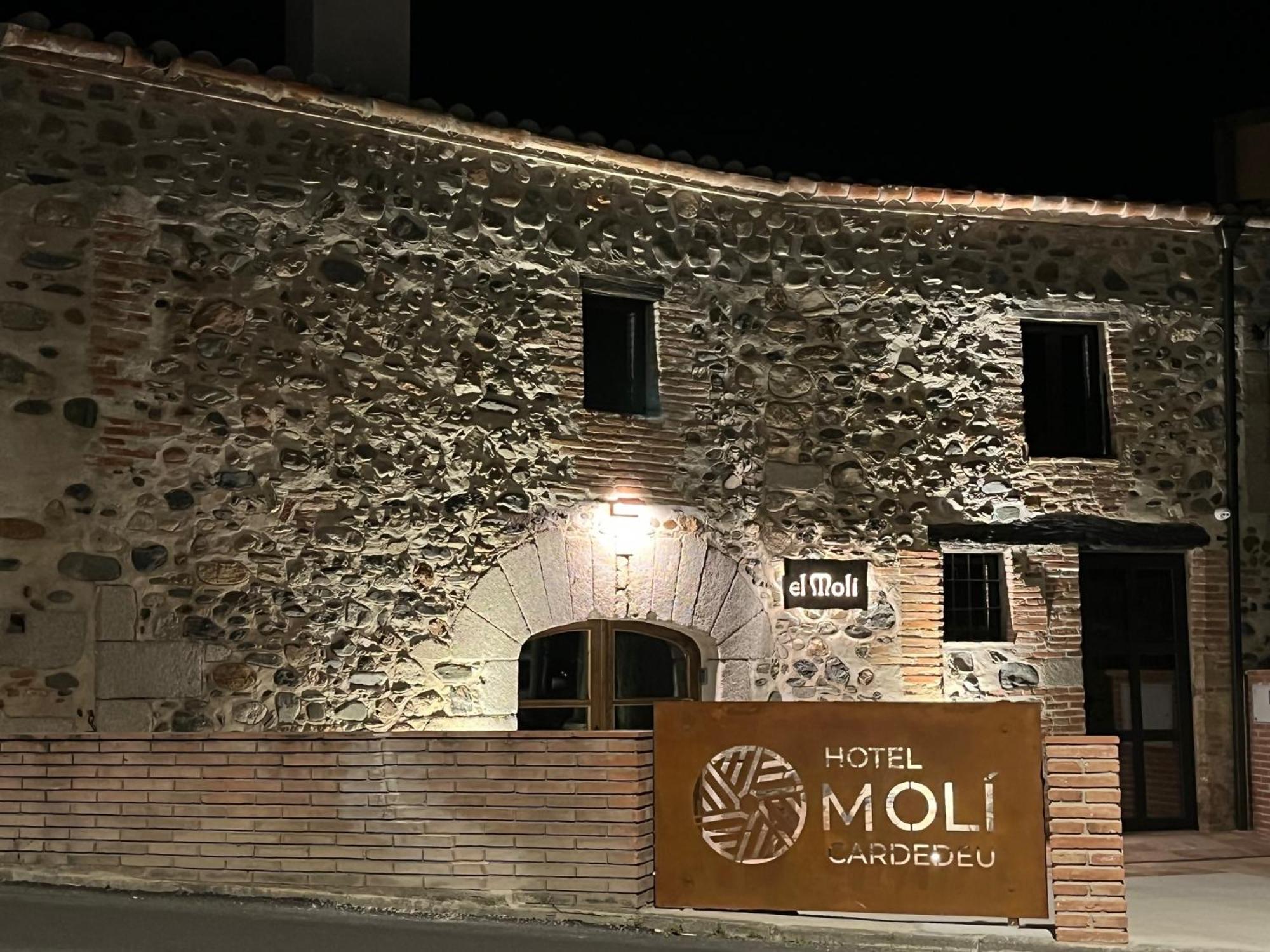 Hotel Moli Cardedeu Eksteriør billede